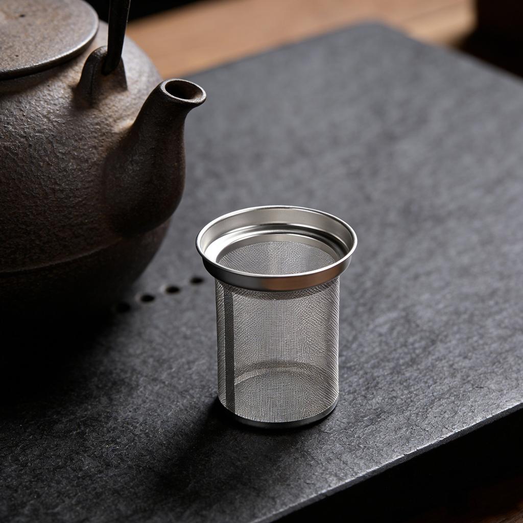 Reusable Stainless Steel Tea Diffuser with Fine Mesh Loose Leaf Tea Infuser Filter Strainer for Restaurant Use