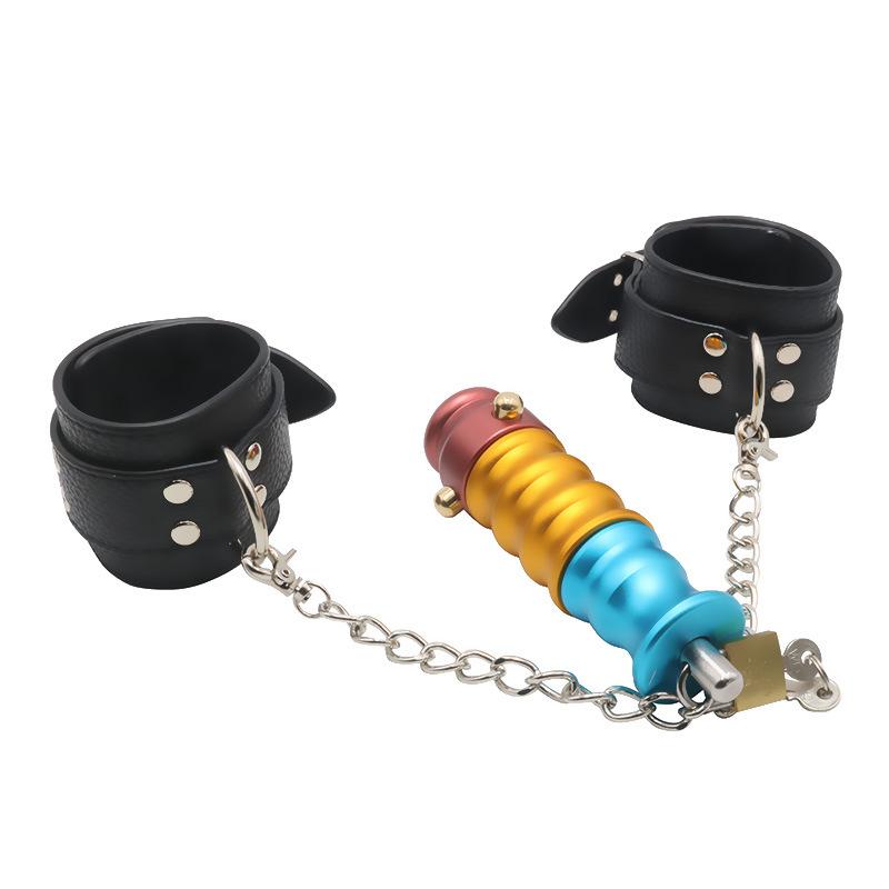 Metal Butt Plug Lock Sexy Bracelet One-Piece Set Sex Toys Sex Tools SM Adult Male and Female Training Anus Toy