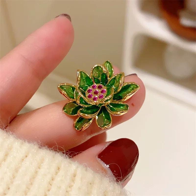 Exquisite Green/Red Lotus Flower Brooch With Zirconia Jewelry For Girls Chic Gifts Accessories Cloth Pin