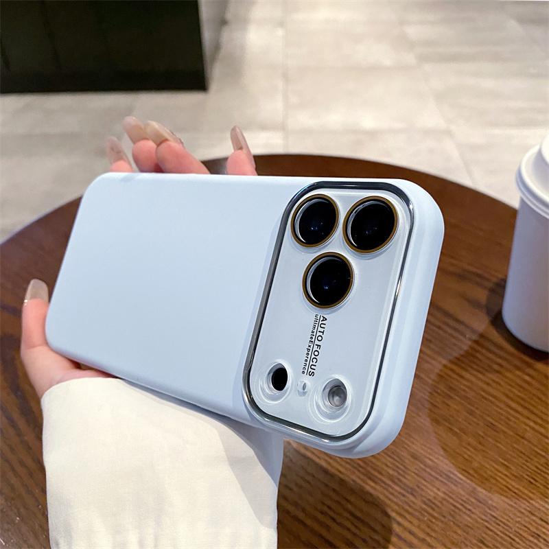 Luxury Liquid Silicone Instantly Transformed Into 17 Series Phone Case for IPhone 17 Pro Max Air 16 15 14 13 12 Protection Cover