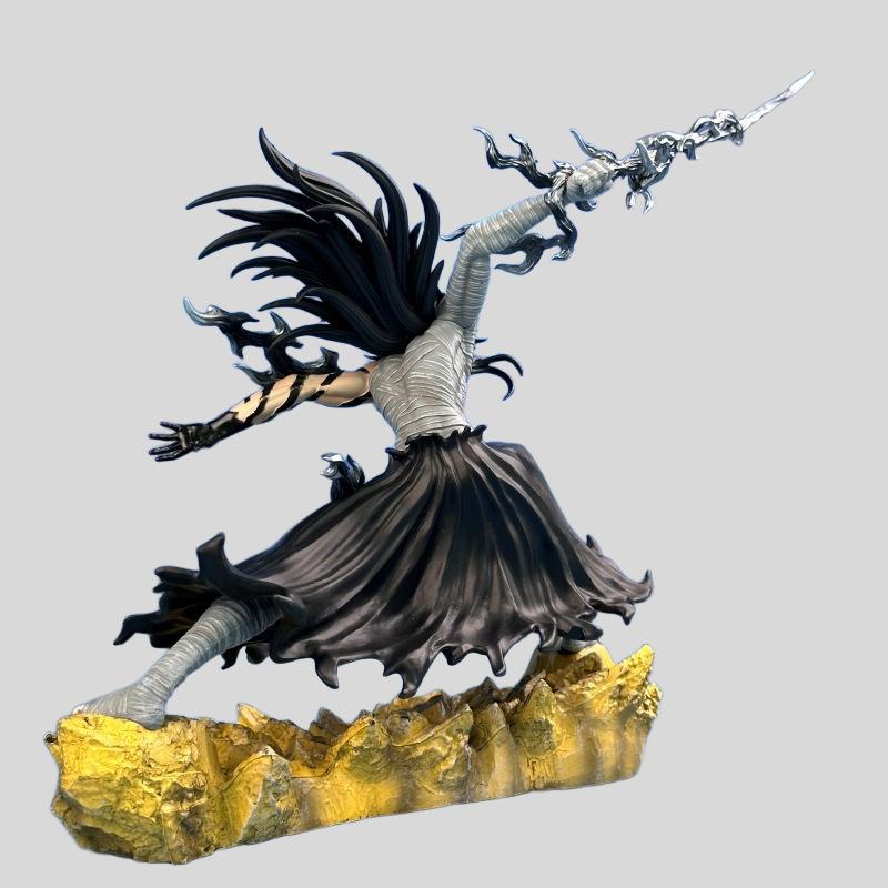 24cm Bleach Anime Ichigo Kurosaki Moonless Combat Figure Statue Model Collectible Desktop Decoration Gift for Boys
