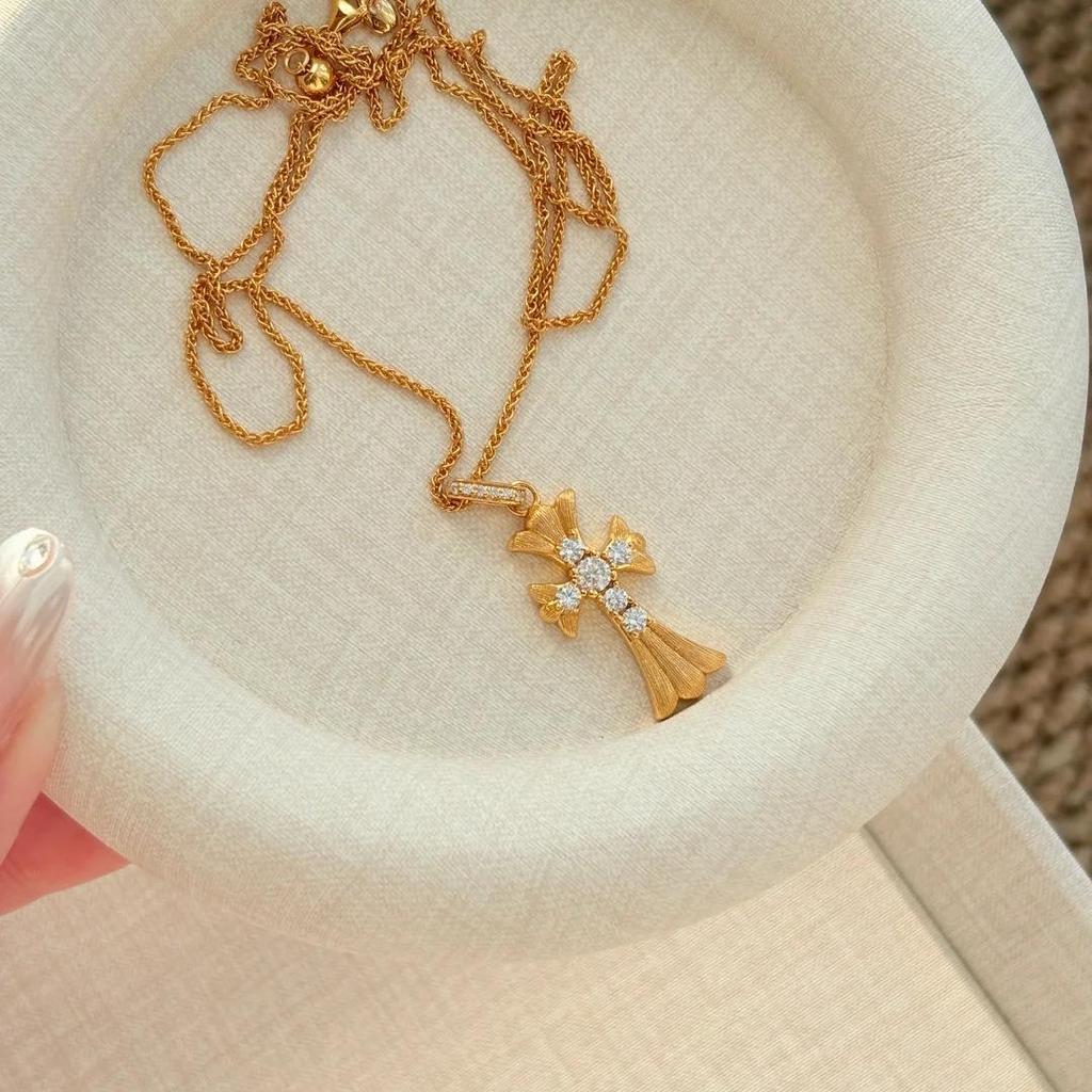 Elegant Heart Bow Pearl Necklace for Women - Non-fading, High-End, Versatile, New Style