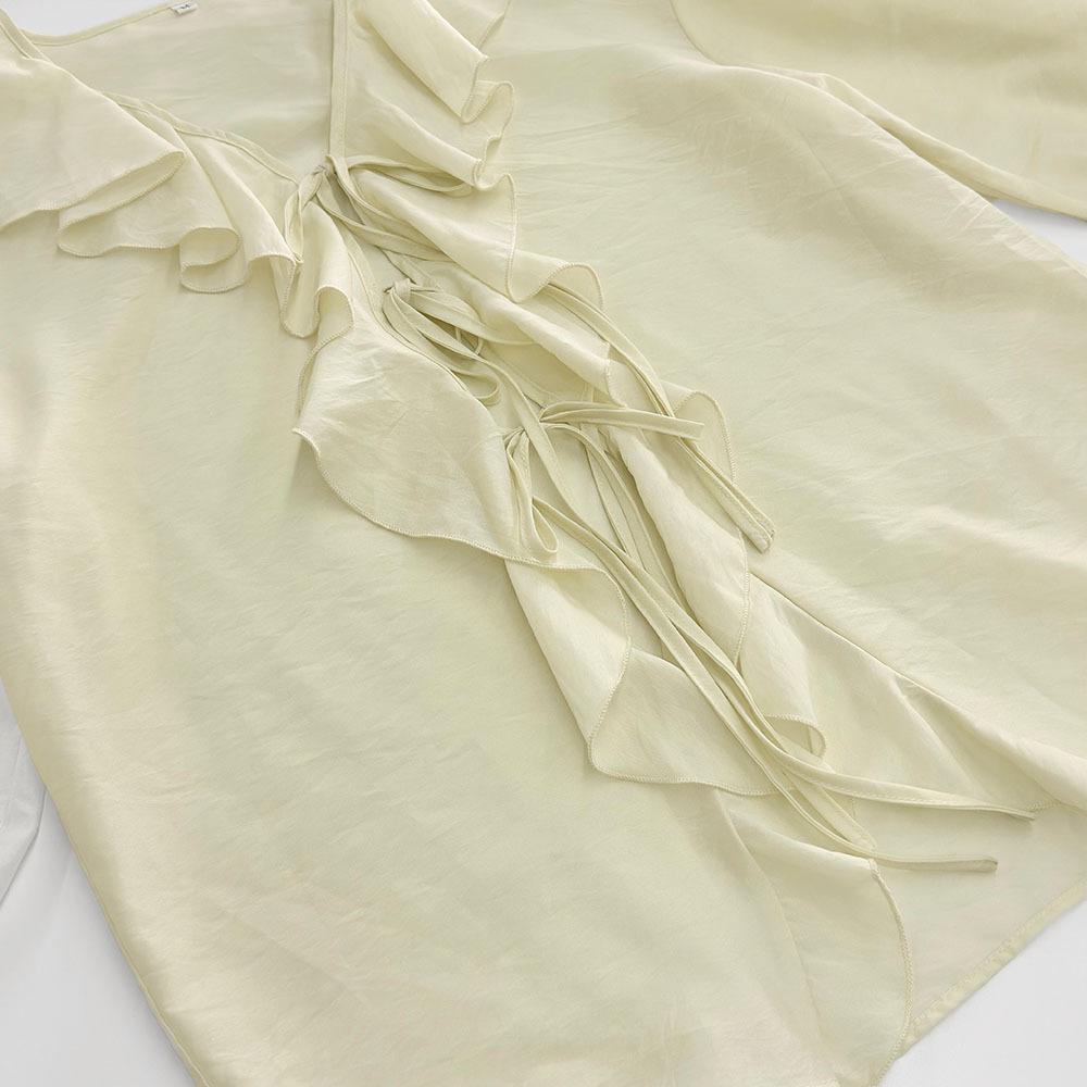 Spring and Autumn Sweet Loose Ruffled Two-Piece Set V-Neck Shirt and Shorts Set for Women