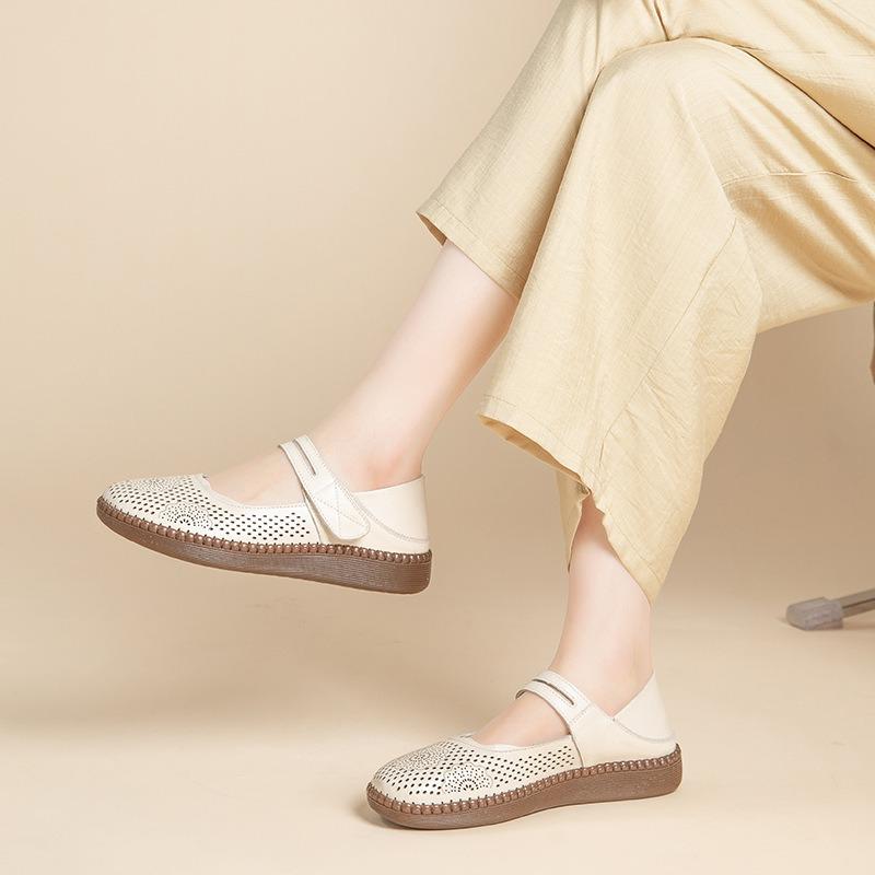 Leather soft-soled mother shoes bag head sandals women's beef tendon retro single shoes hollow middle and old summer flat heel hole shoes