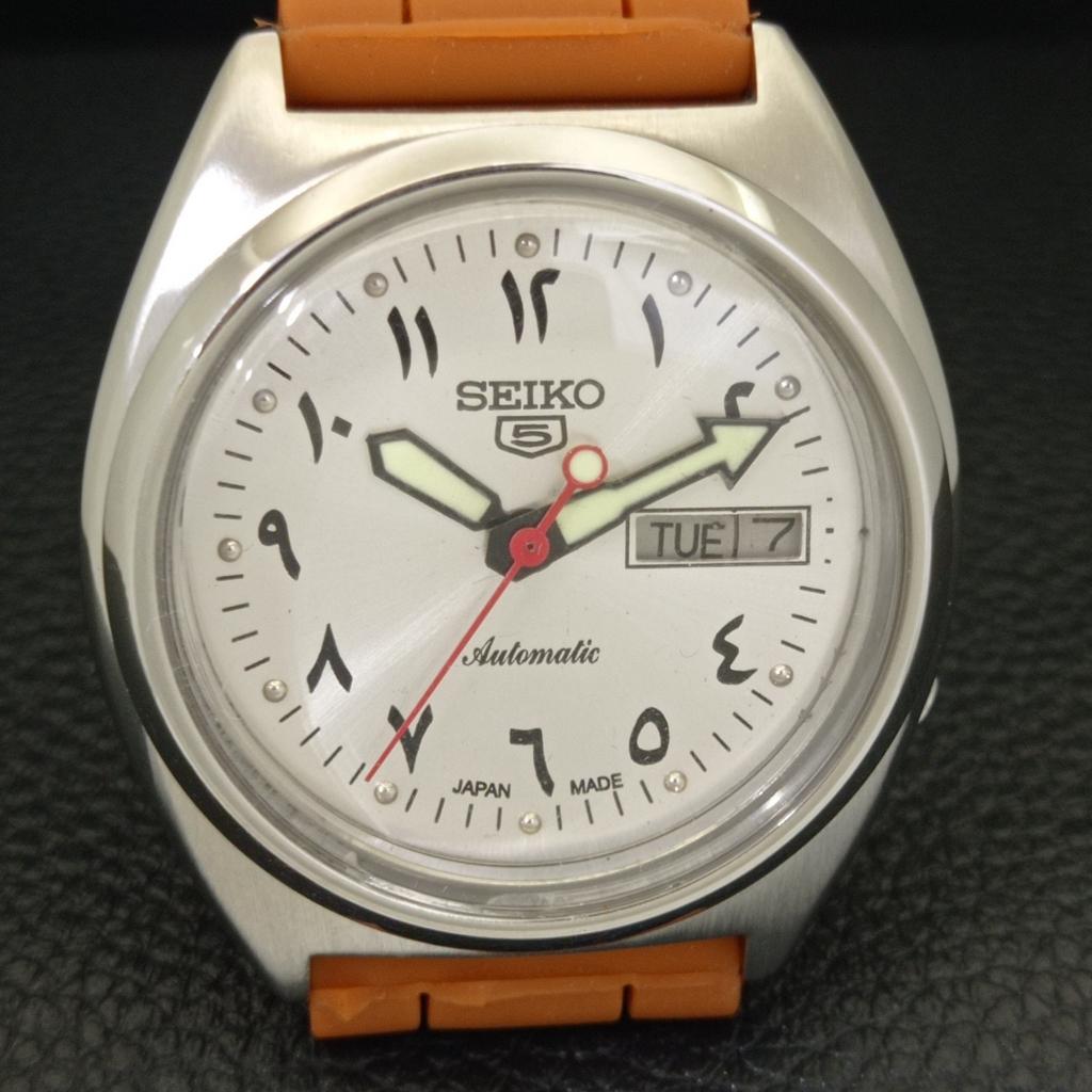 JAPAN VINTAGE SEIKO 5 AUTOMATIC 7009A MENS ARABIC SILVER DIAL WATCH a702446-5 R124-a702446