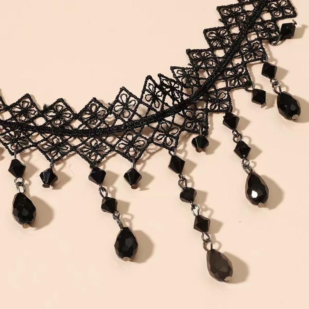 Gothic Spice Girl Necklace Black Tassel Clavicle Chain Light Luxury Temperament Collar