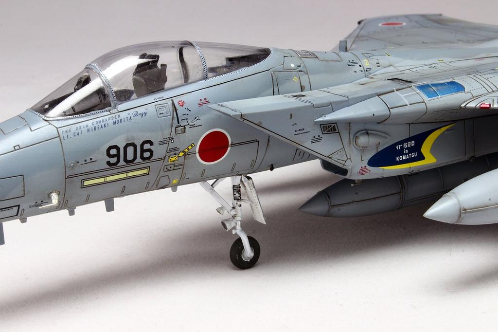 Platz 1/72 Japan Air Self-Defense Force F-15J Eagle Modernized Aircraft, 306th Squadron, 2017 Air Show in Komatsu Commemorative Paint Scheme, Golden E