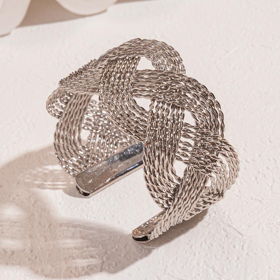 European and American metal wind cross winding mesh geometric opening bracelet personalized niche high-end jewelry 