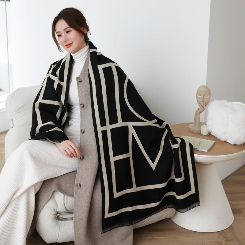 Autumn And Winter Popular Shawl Outside Women'S Scarf Office Blanket Cashmere Fringed Warm Scarf Live Stream