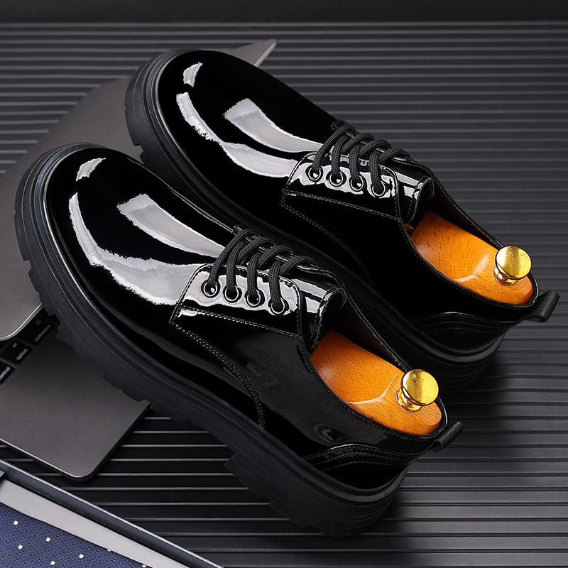 

Модные новые мужские лакированные кожаные деловые повседневные кожаные туфли в британском стиле, осенние мужские удобные туфли на шнуровке с толстой подошвой 44 чёрный