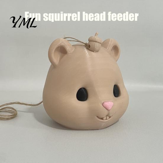 Outdoor Yard Ornament Mouse Head Squirrel Feeder, Funny Animal Face Patio Feeder Hanging Wildlife Feeding Station for Garden Backyard Decor