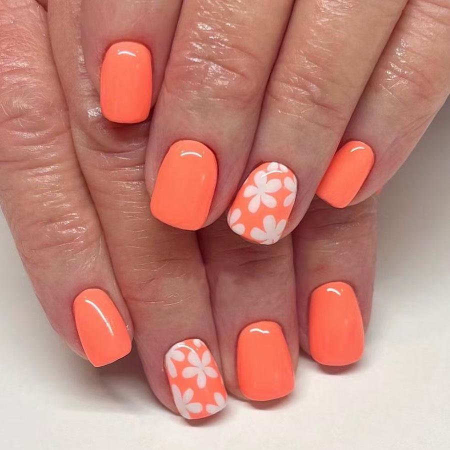 

Glossy Short Square Nails with Sweet Flower Design - 24 Pieces for Spring/Summer