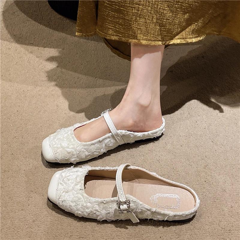 Fashion Flat Shoes Female Rivet Square Toe Slippers Women Summer Pantofle Lady Luxury Slides Low 2025 Soft Girl Designer Rome