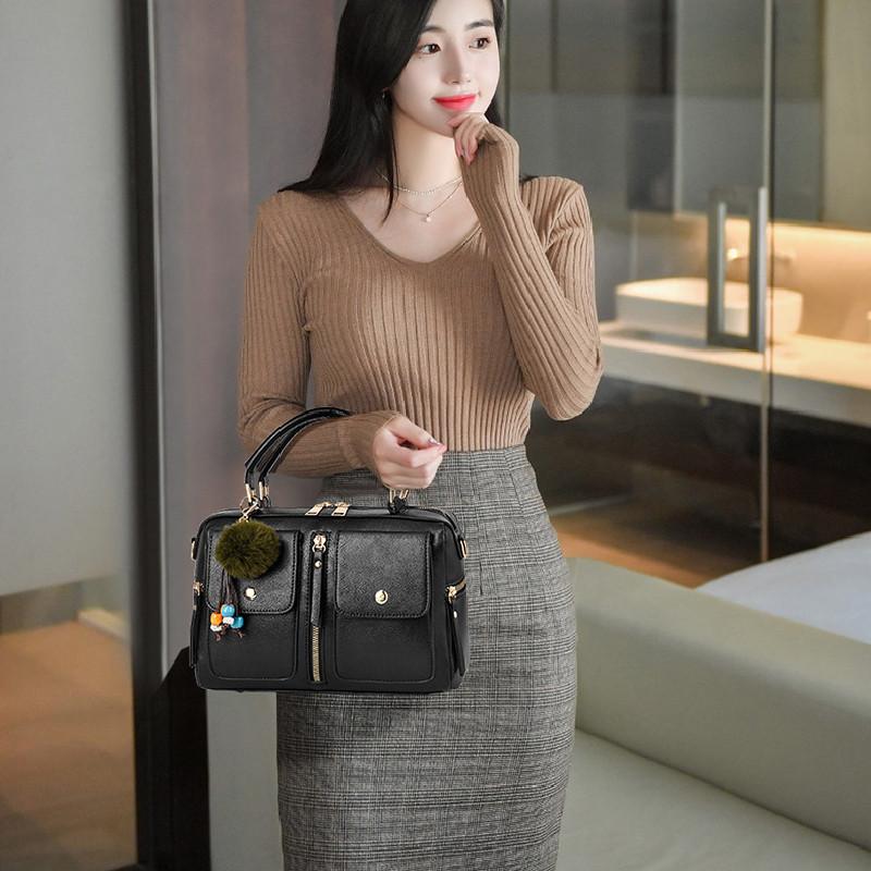 2023 New Fashion Large Pu Leather Pillow Bag Shoulder Bag European And American Trendy Handbag
