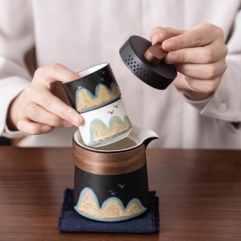 Forbidden City Cultural Creative Travel Tea Set