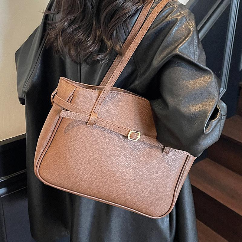 

Handbag 2025 new lychee pattern large-capacity women s bag vegetable basket versatile retro simple commuter single shoulder oblique span bag хакі