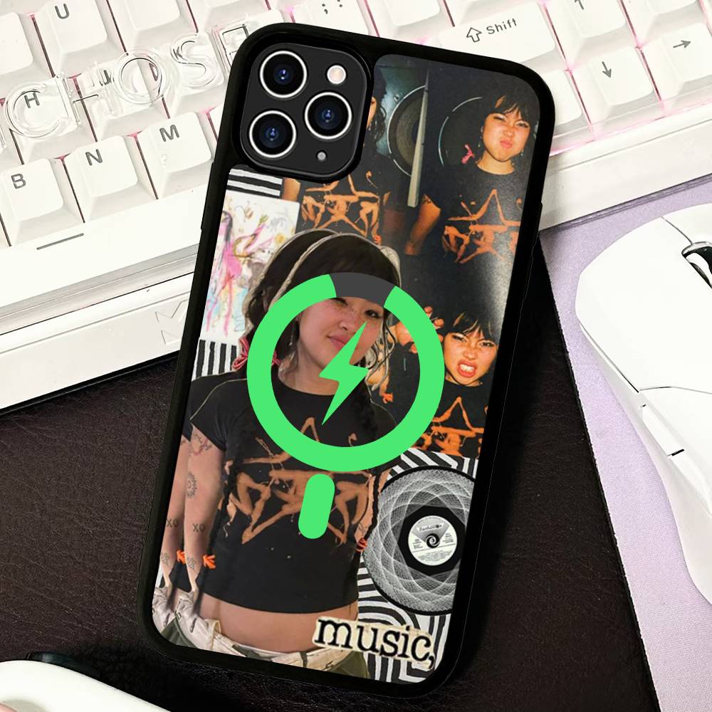 

Popular Indie Singer B-Beabadoobee For Magnetic Case For IPhone 17 Air 16 15 14 13 12 11 Pro Max Plus Wireless Charging iPhone 12 pro