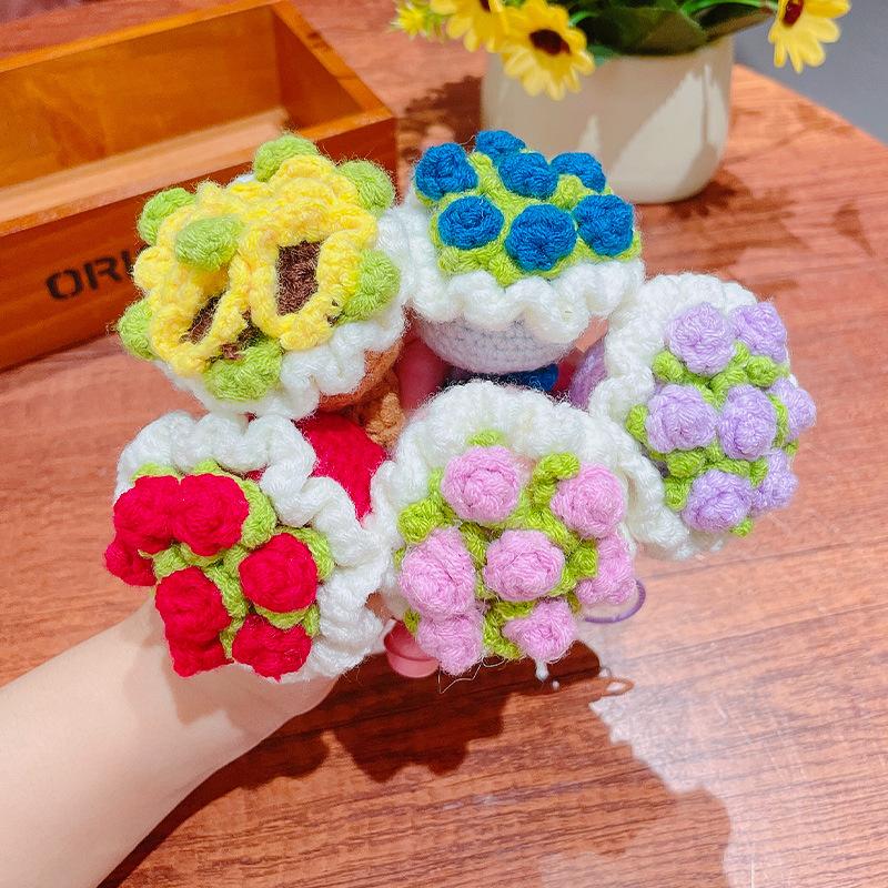 Hand-Woven Wool Bouquet Keychain Pendant Couple Schoolbag Keychain Pendant Valentine'S Day Gift