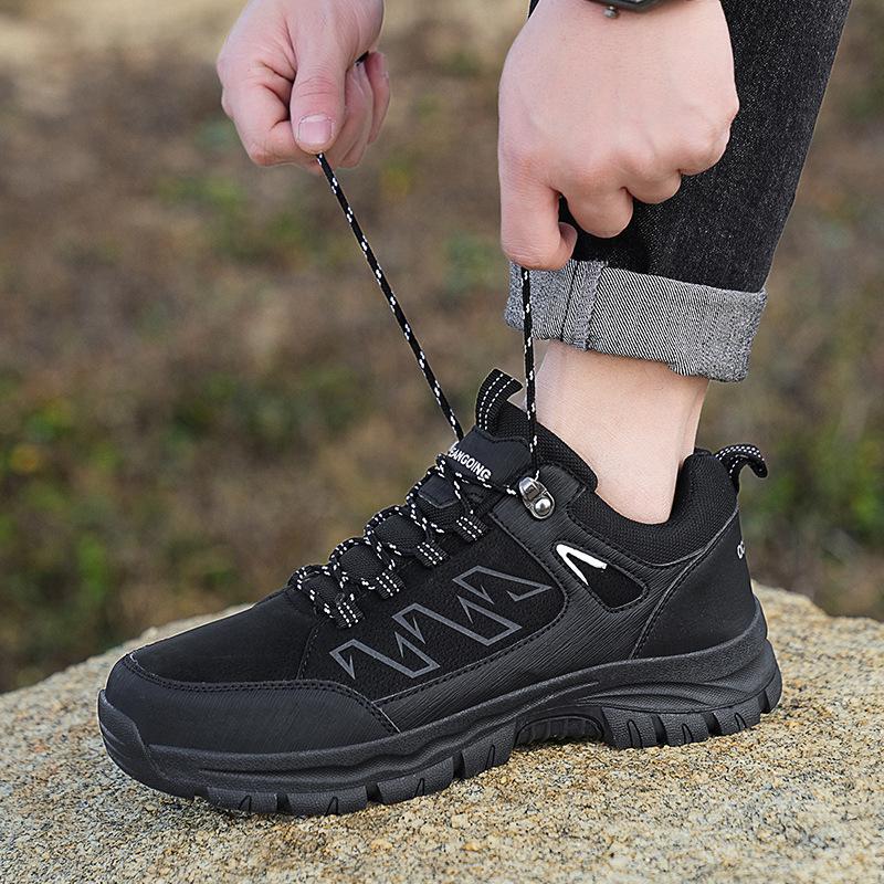 Source Straight Hair New Large Size Outdoor Sports Light Breathable Wear-resistant Non-slip Mountaineering Shoes