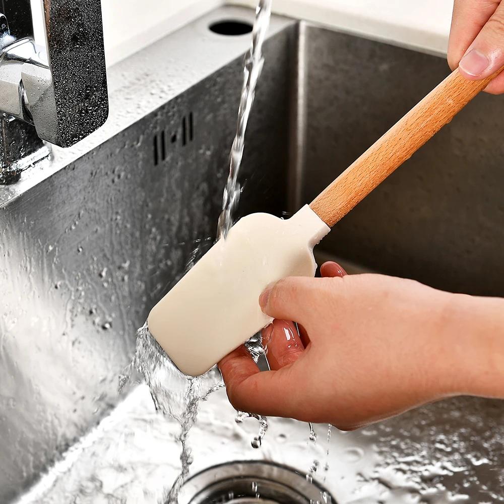 5Pcs/Set White Silicone Cream Spatula Non-stick Pastry Blenders Wood Handle Chocolate Butter Baking Scraper Kitchen Cake Mixer