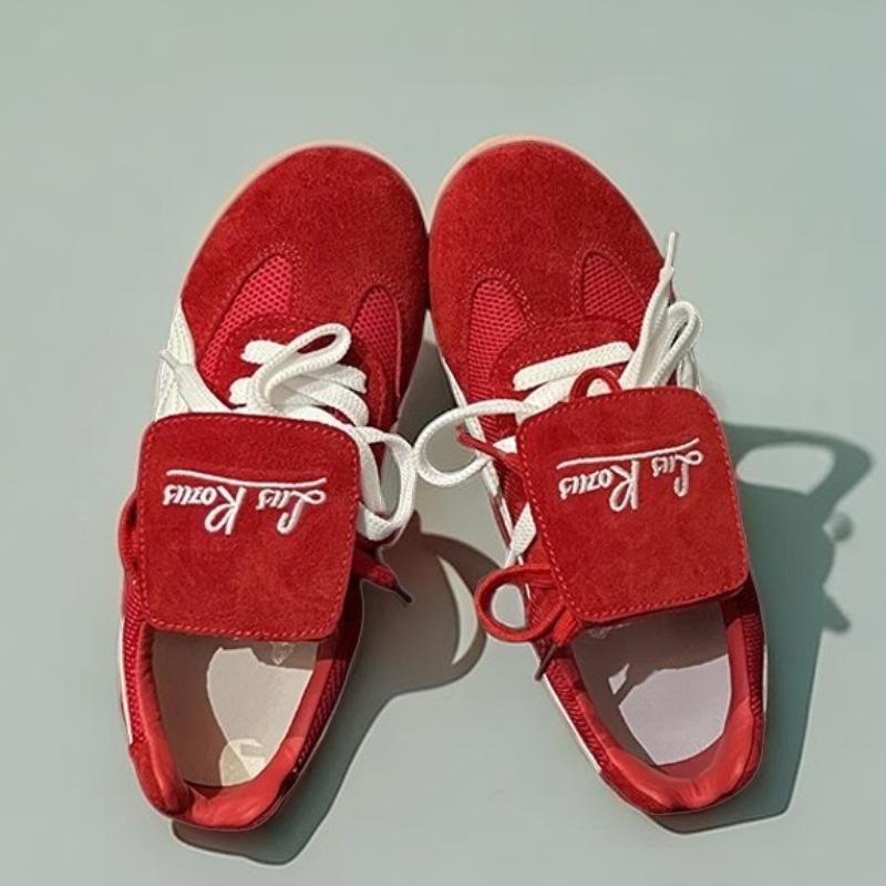 

Кроссовки ретро-немецкие женские 2025 новые осенние сетчатые дышащие повседневные туфли спортивная обувь плоские туфли с длинным язычком обувь Forrest Gump 35 чёрный