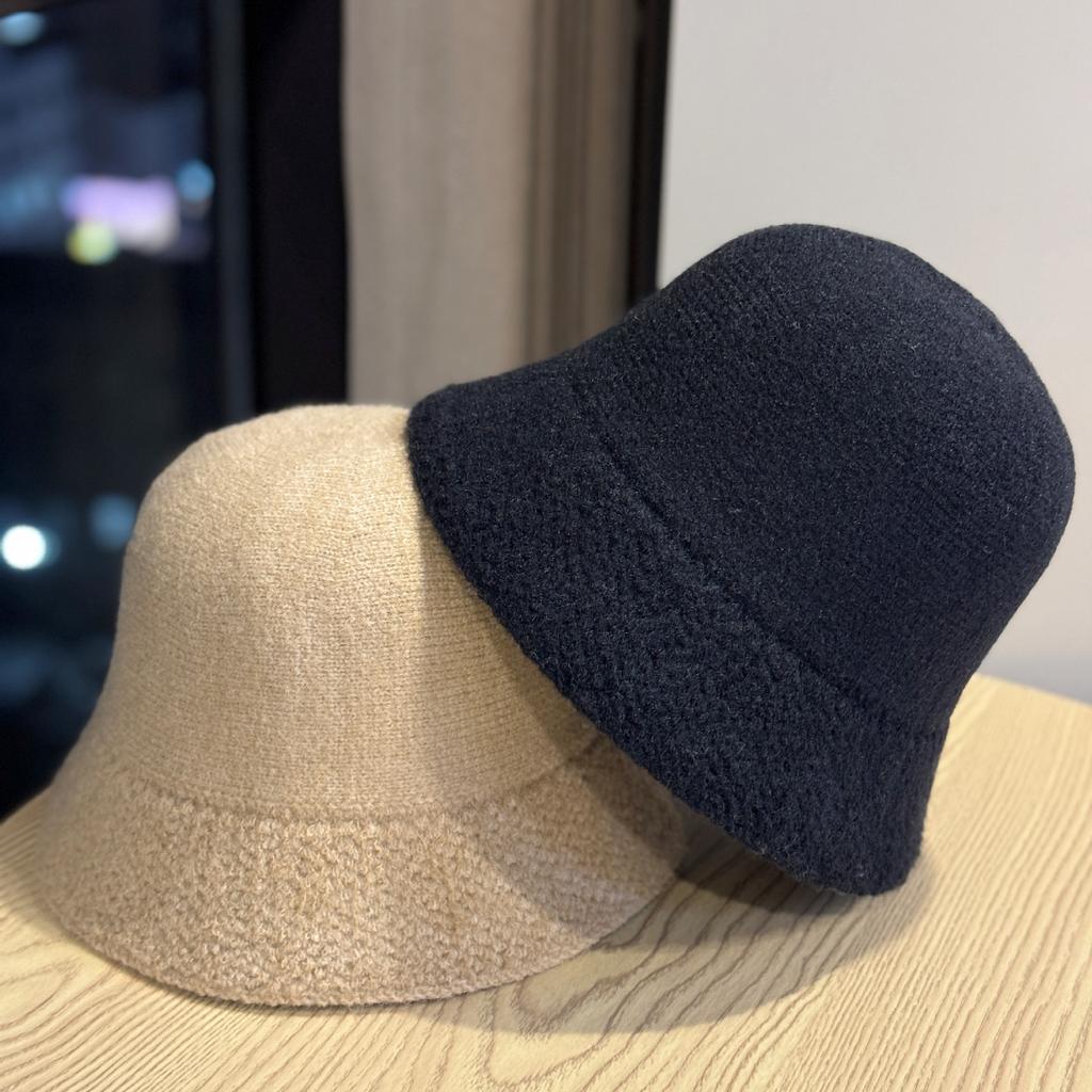 Vielseitiger, einfarbiger Bucket Hat für Herbst und Winter, Damen, japanischer Retro-Stil, zeigt Gesicht, kleiner Ohrenschutz, Fischerhut, trendig