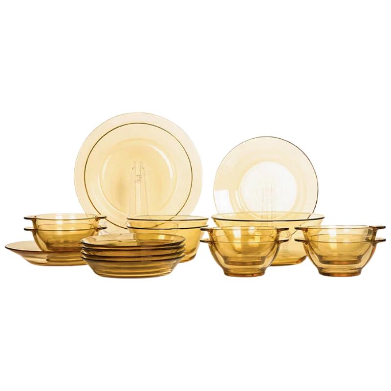 

Corning Pyrex Shiny Glass Dinnerware Set