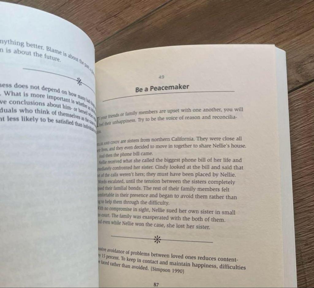 [USED] 100 Simple Secrets of Happy People