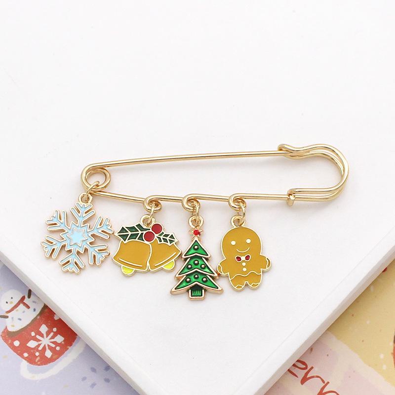 2022 Christmas Tree Brooch - Festive Cartoon Badge & Trendy Jewelry Accessory
