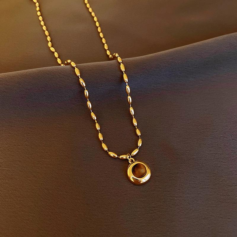 Retro Tiger Eye Stainless Steel Necklace - Light Luxury, Versatile Clavicle Chain Jewelry