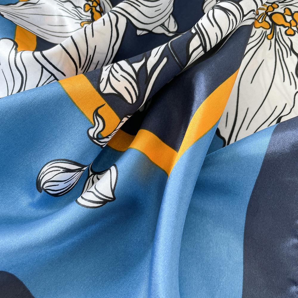 Langer Satinschal für Frühling und Sommer für Damen, Sonnenschutzschal, modischer langer Satinschal mit Schönheitsszene, vielseitiger Reiseschal