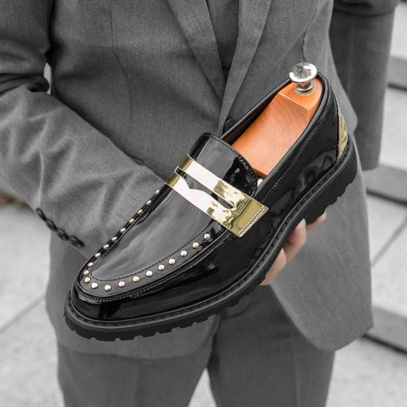 Fashion 2025 Graceful Men Business Dress Shoes Leather Loafers Retro Formal Oxfords Men Wedding Party Shoes Men Moccasins Zapatos Hombre