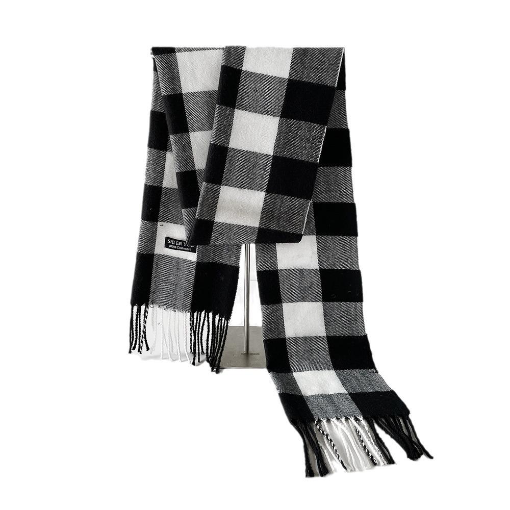 European and American men's plaid scarf autumn and winter warm scarf simple black and white trend British style imitation cashmere shawl wholesale