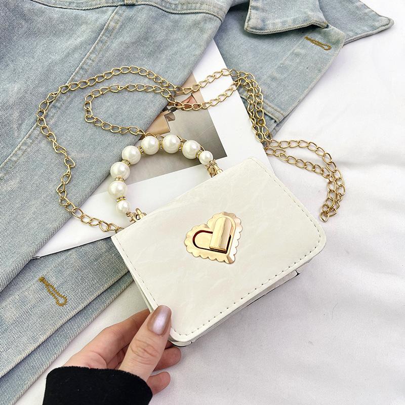 Niche Ins High-value Bag Women's 2025 Autumn New Pearl Design Mini Small Portable Messenger Bag
