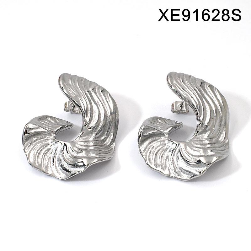 Elegant Leaf Design Earrings for Women - Titanium Steel, European & American Fashion, High-End Feel Jewelry