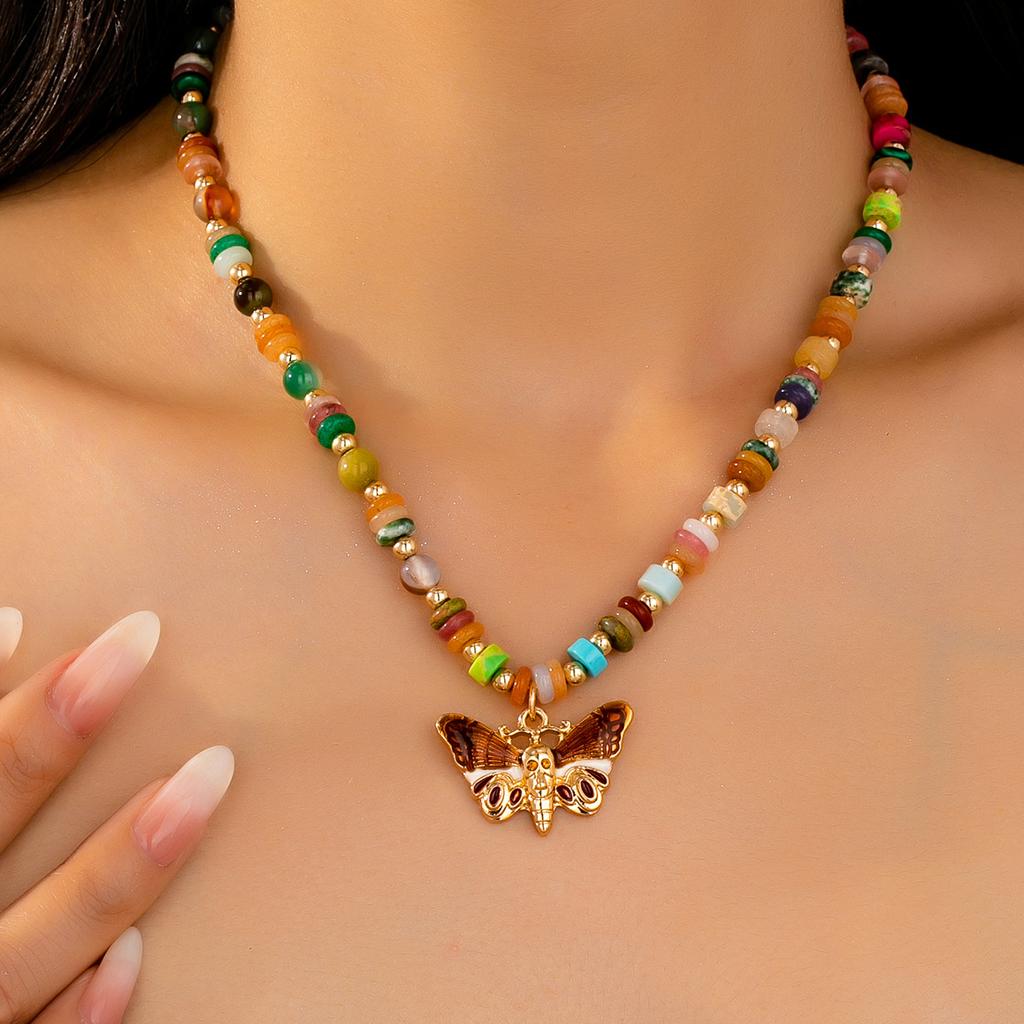 New self-developed new handmade colored stone hanging butterfly pendant necklace light luxury