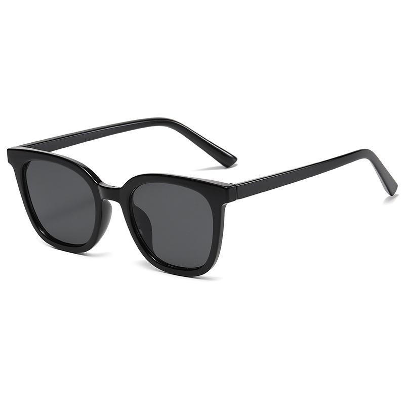 New Unisex Vintage Sunglasses Retro Rectangle UV400 Protection Fashion Eyewear Cat Eye Goggles for Women