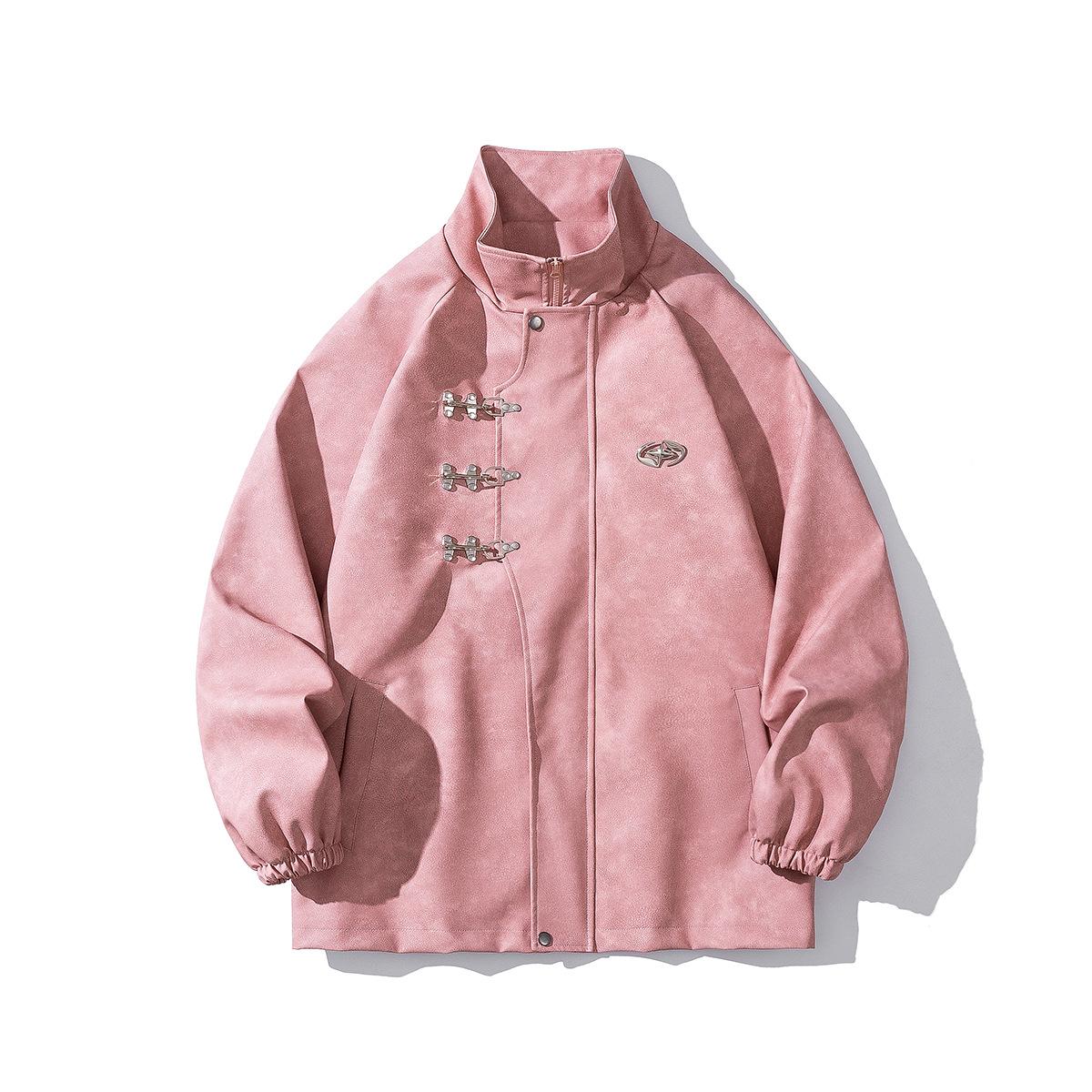 Мужская кожаная куртка розового цвета с металлической пряжкой — фото 6