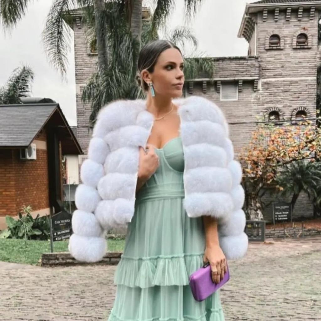 VAYLA Damenmode Kunstpelzmantel Super Heiß Herbst Winter Damen Kurze Kunstfuchs Fell Flauschige Jacke Hohe Qualität Top Damen Pelzmäntel