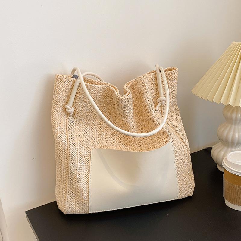 Straw Hollow Out Knitting Tote Bag Large Capacity Handmade Shoulder Handbag Women Designer Casual Beach Bag