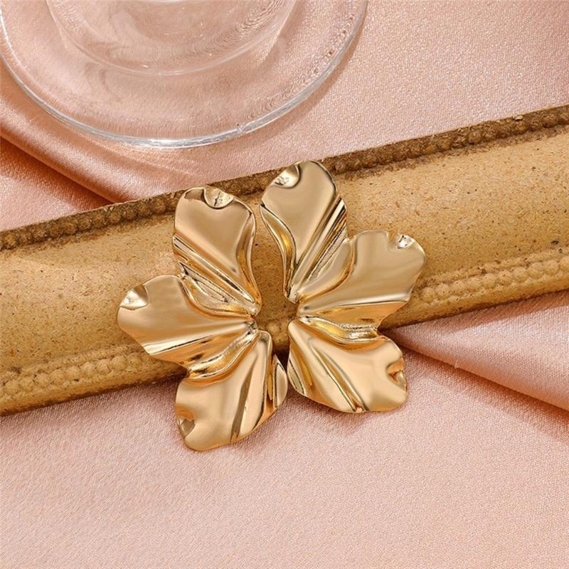 Elegant Irregular Petal Earrings for Women Featuring Alloy Materials Portable for Daily Wear And Special Occasions