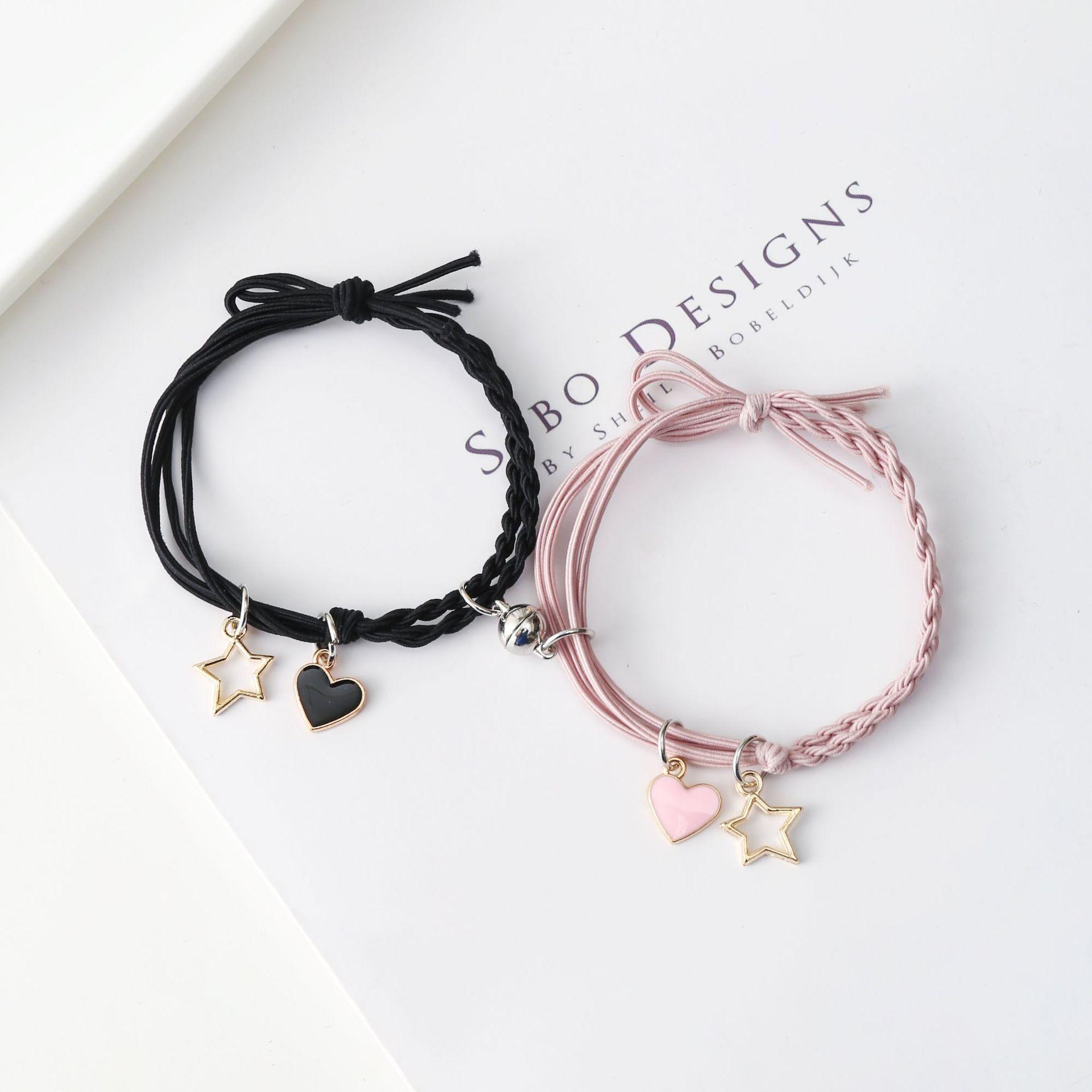 

Мультяшные аксессуары, браслет, женский браслет для пары, пара для парня, кожаный чехол меньшего размера, магнит на присоске, браслет с пятиконечной звездой