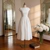 Elegantes Weißes Langes Kleid Mit Gespleißtem Polyesterstoff Für Büro Und Formelle Anlässe