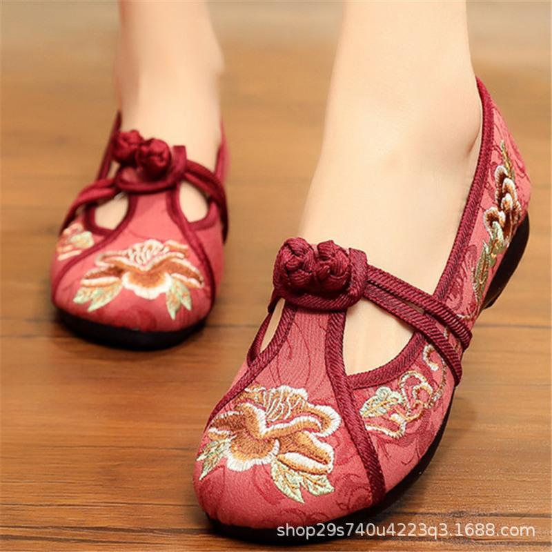 Vintage Traditional Style Women Soft Loafers Spring Autumn Slip on Cotton Fabric Flats Comfort Chinese Embroidered Shoes