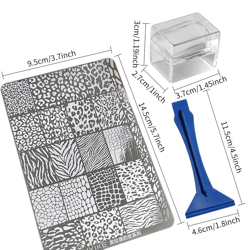 Set de 3 Plăci pentru Stamping Artă pe Unghii cu Instrumente de Stamping și Racletă Șabloane DIY cu Imprimeu Leopard și Embosare Unghii Acasă sau în Salon