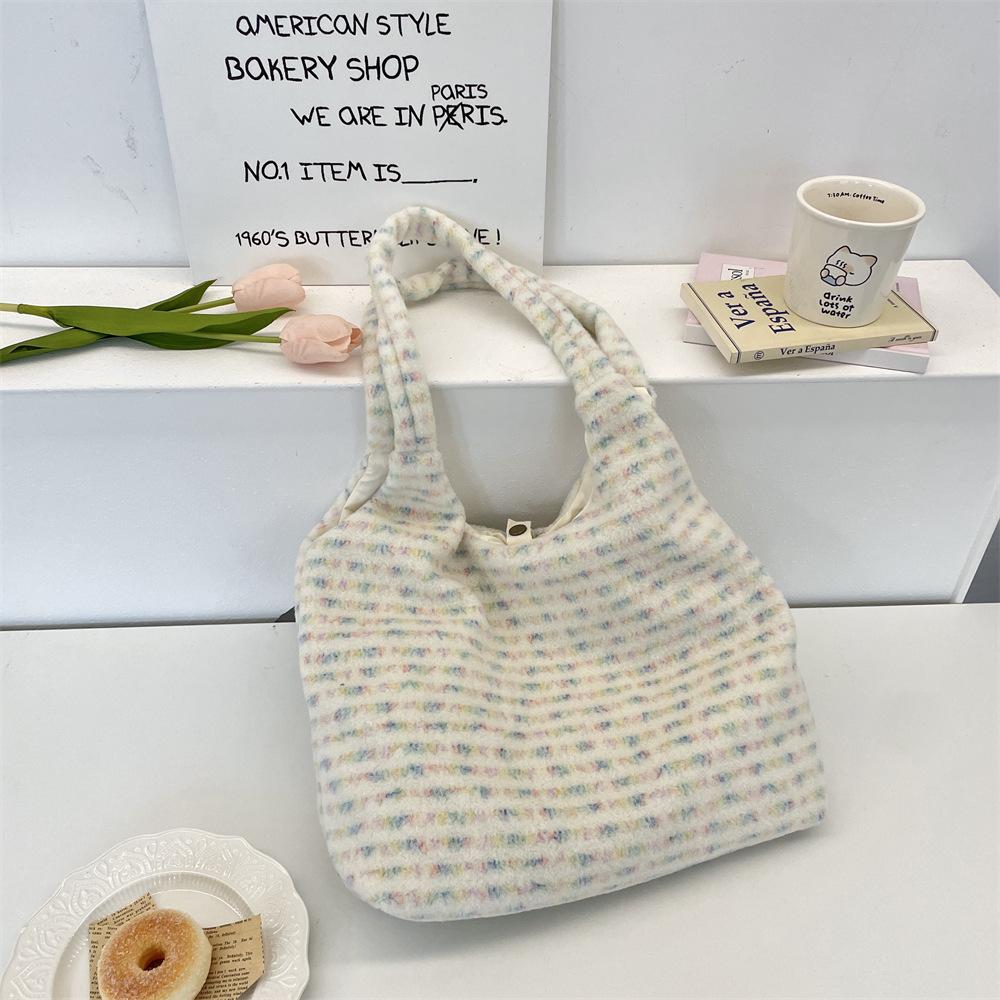 11 Herbst neue Pendler Plüsch Umhängetasche große Kapazität Tragetasche Damen lässige Westentasche