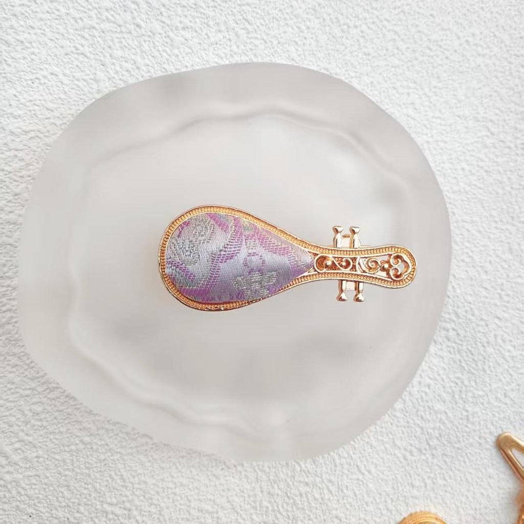 Handgefertigte chinesische bestickte Haarnadel - Brokat-Entenschnabel-Klammer