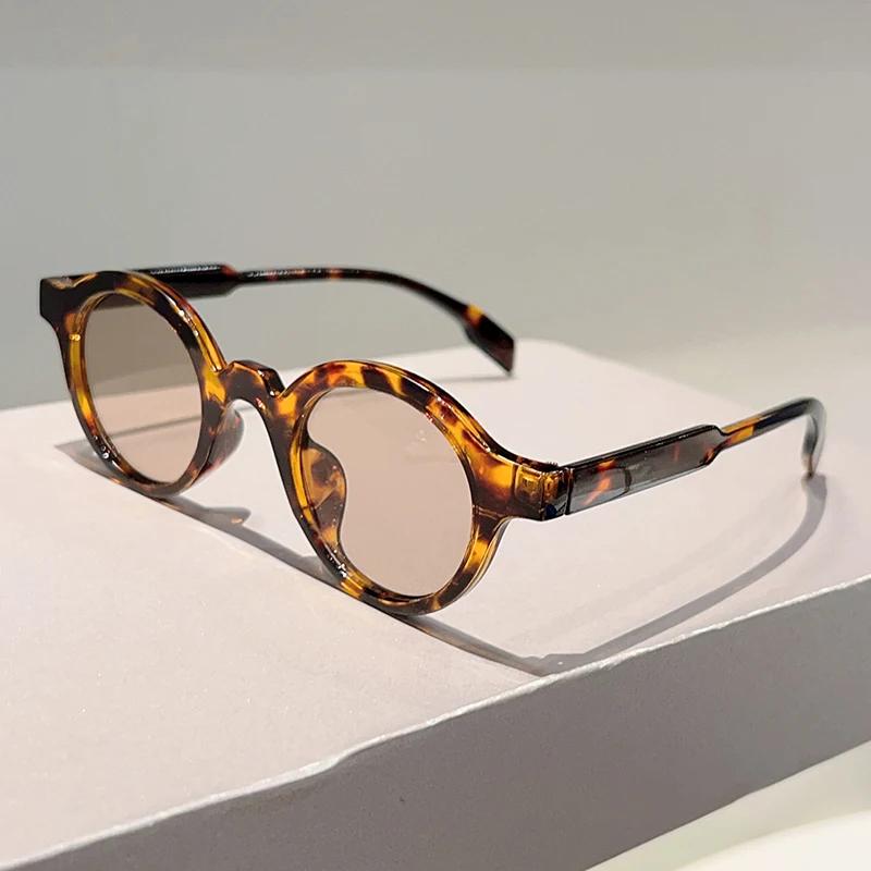 Round Rim Sunglasses Men Vintage Candy Color Outdoor Casual Shades Women New Retro Brand Design Cute Gradient Sun Glasses