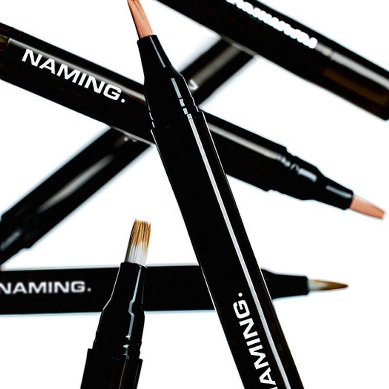 BENENNUNG. Skin Fit Concealer-Pinsel