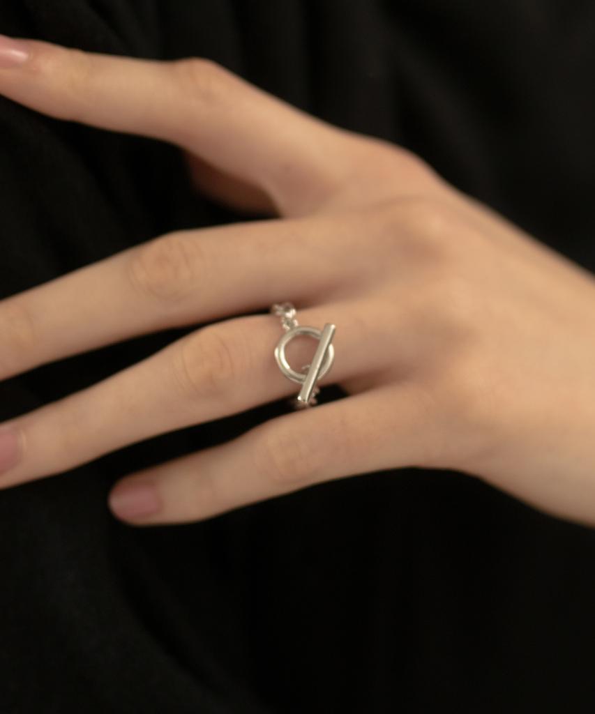 Novice Tokyo Mantel Chain Ring / Silver